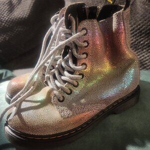Girls boots